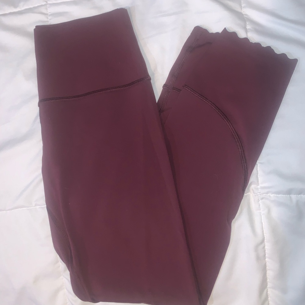 Lululemon Align scalloped hem